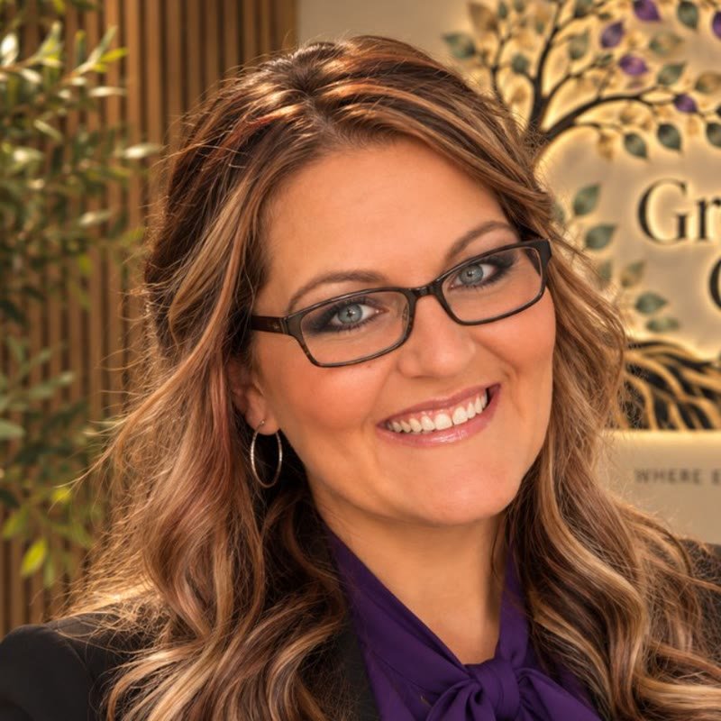 Portrait of Nicole Decker